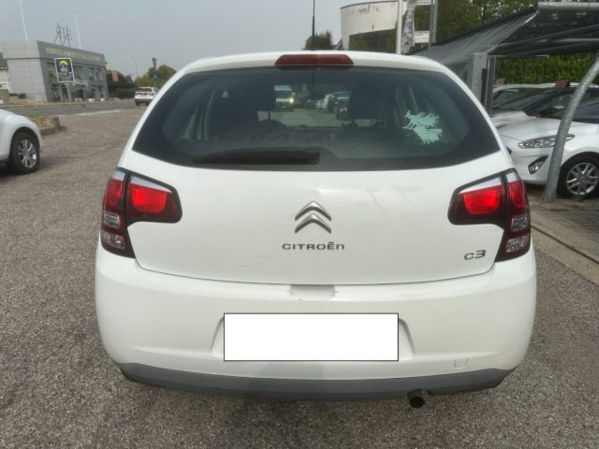 Citroen C3 PureTech 82 Attraction Van (4)
