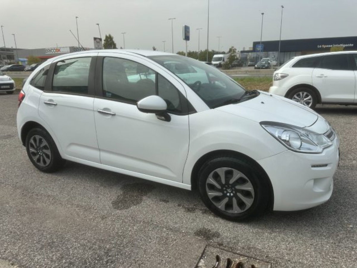 Citroen C3 PureTech 82 Attraction Van (5)