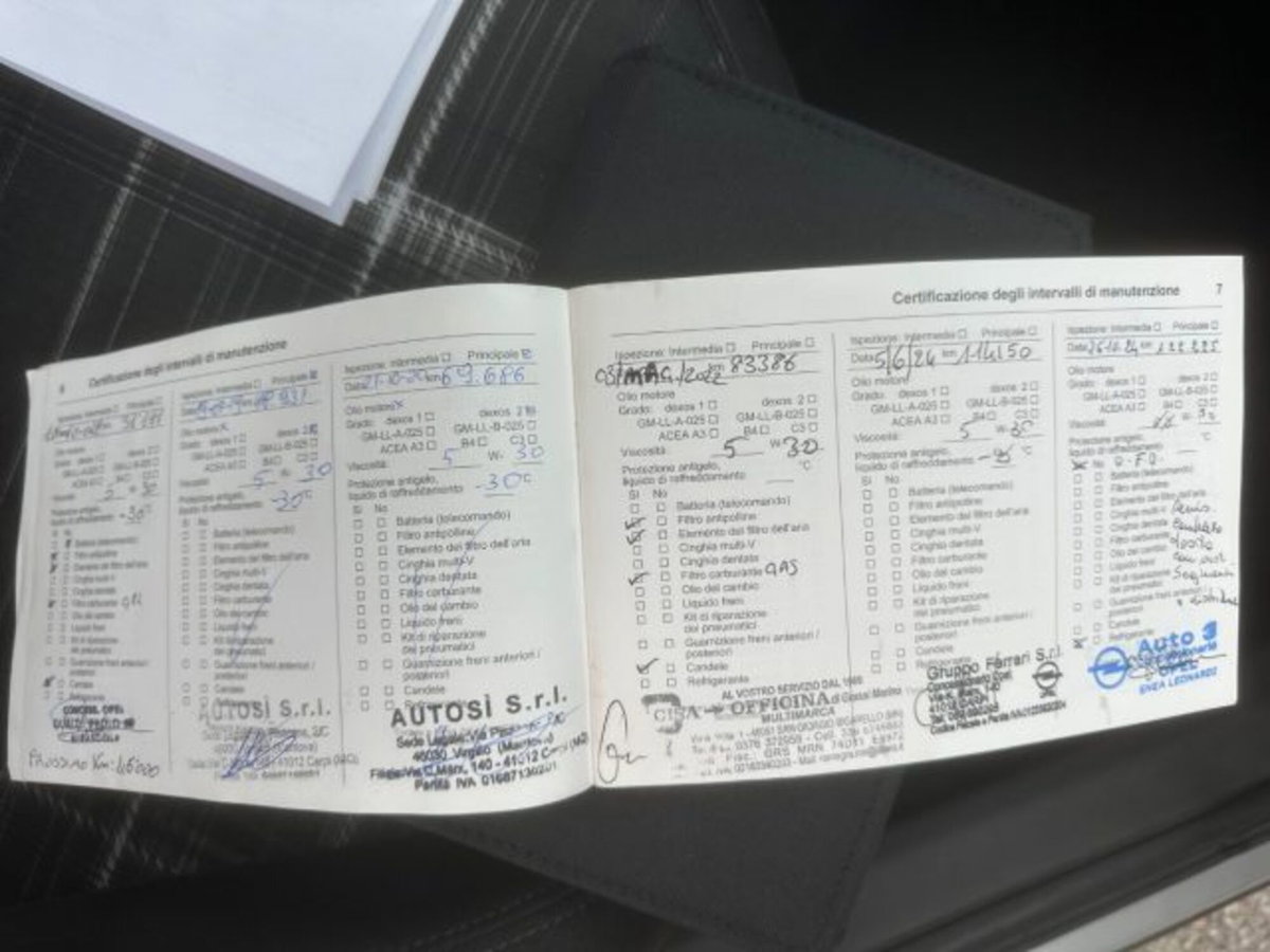 Opel Corsa 1.4 90CV GPL Tech 5 porte b-Color (13)