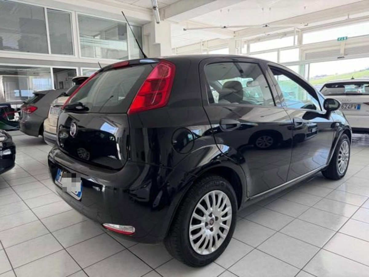 Fiat Punto 1.3 MJT II S&S 95 CV 5 porte Street (4)