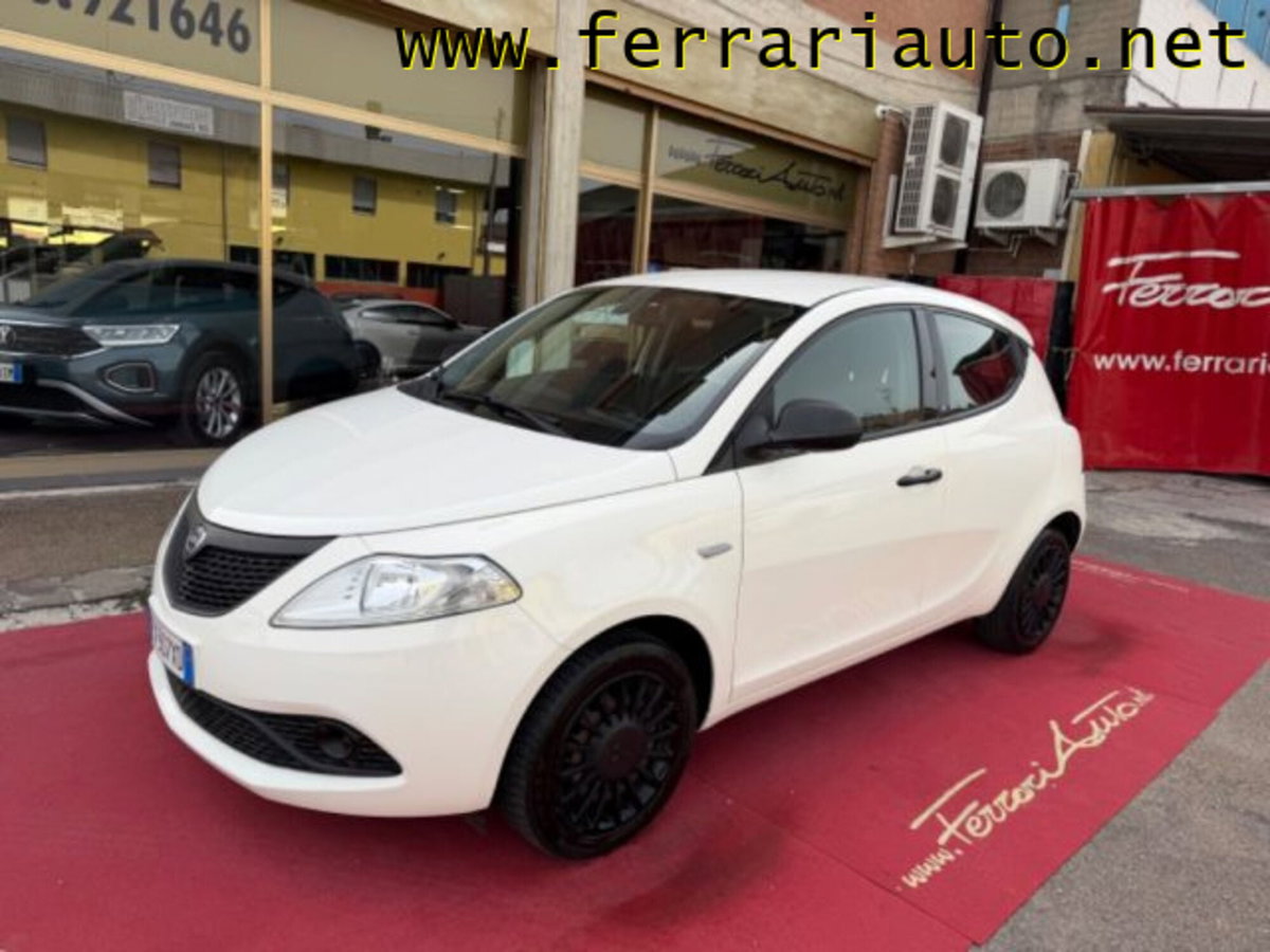Lancia Ypsilon 1.2 69 CV 5 porte GPL Ecochic Elefantino Blu