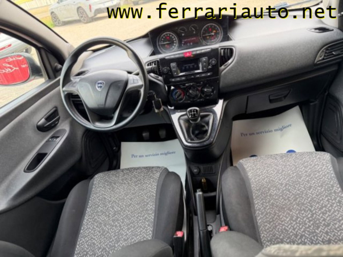 Lancia Ypsilon 1.2 69 CV 5 porte GPL Ecochic Elefantino Blu (15)