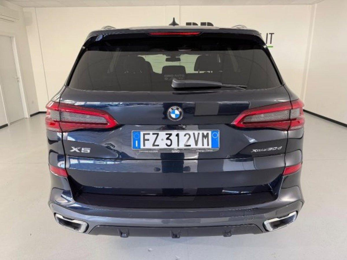 BMW X5 xDrive30d Msport (8)
