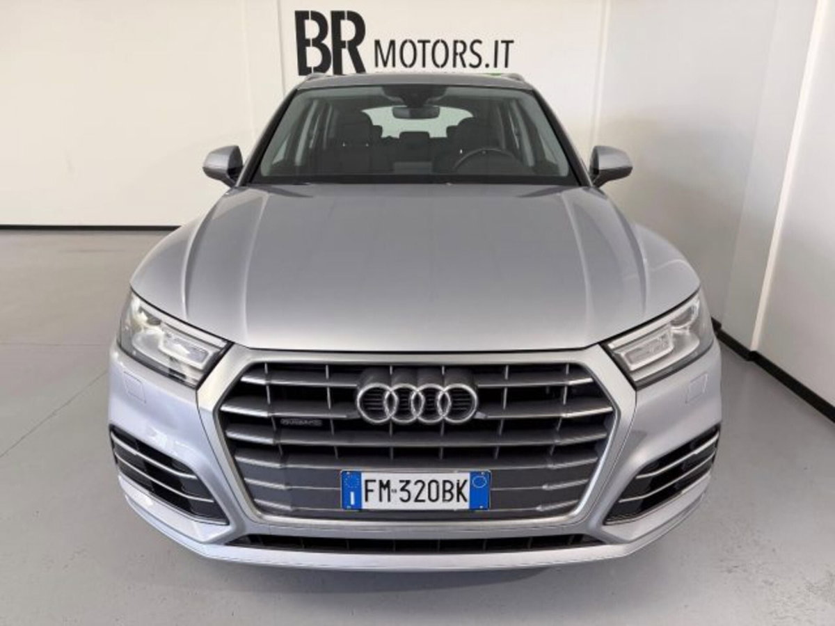 Audi Q5 2.0 TDI quattro S tronic S line plus (2)