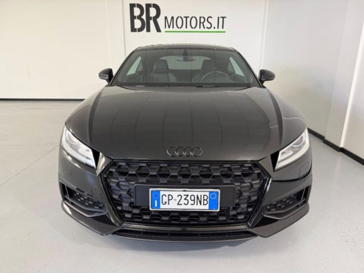 Audi TT Coupé 40 TFSI S tronic (2)