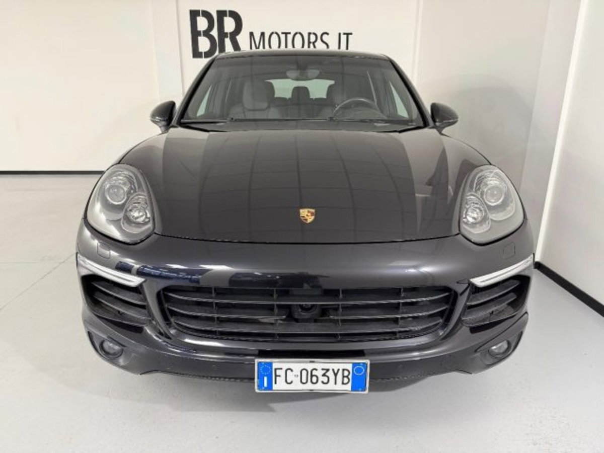 Porsche Cayenne 3.0 Diesel (2)
