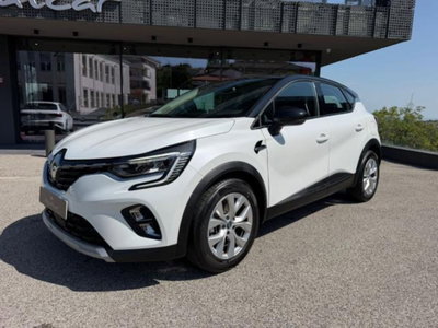 Renault Captur Plug-in Hybrid E-Tech 160 CV Intens usata