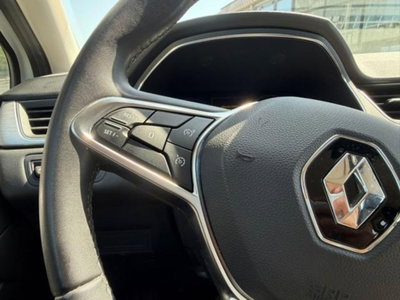 Renault Captur Plug-in Hybrid E-Tech 160 CV Intens (15)