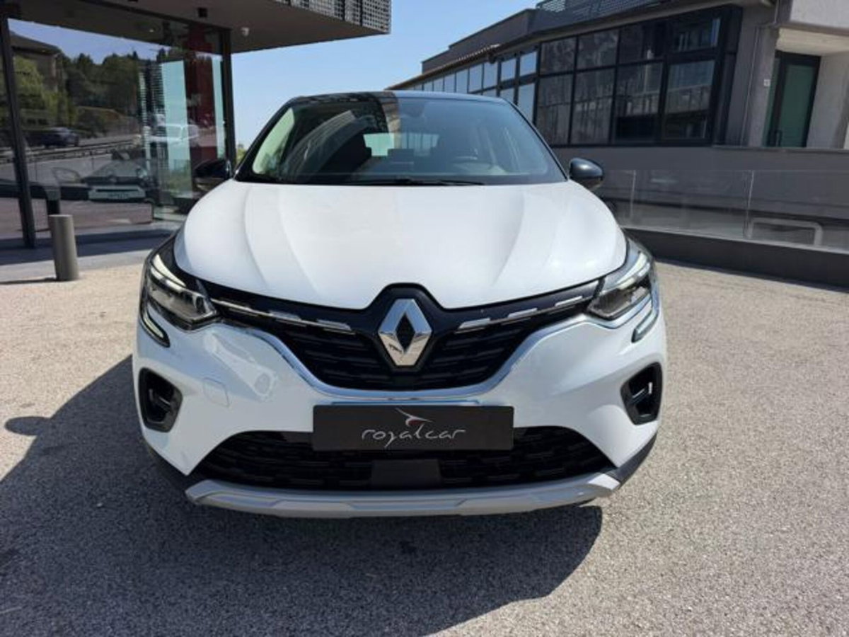 Renault Captur Plug-in Hybrid E-Tech 160 CV Intens (2)
