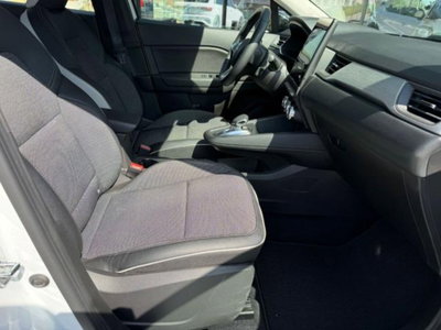 Renault Captur Plug-in Hybrid E-Tech 160 CV Intens (8)
