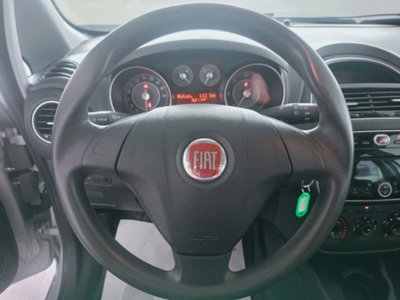 Fiat Punto 1.3 MJT II 75 CV 5 porte Lounge (14)
