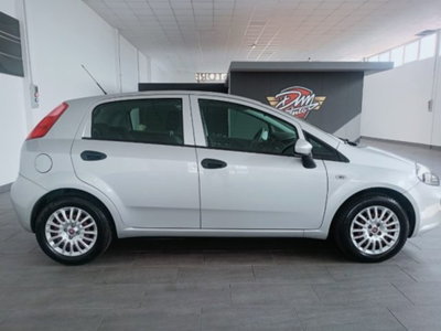 Fiat Punto 1.3 MJT II 75 CV 5 porte Lounge (4)