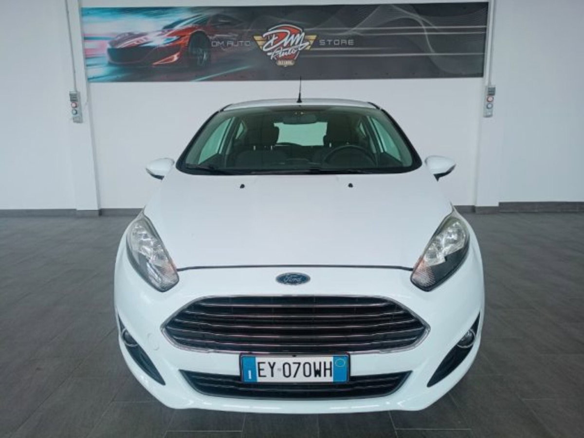 Ford Fiesta 1.5 TDCi 75CV 3 porte (2)