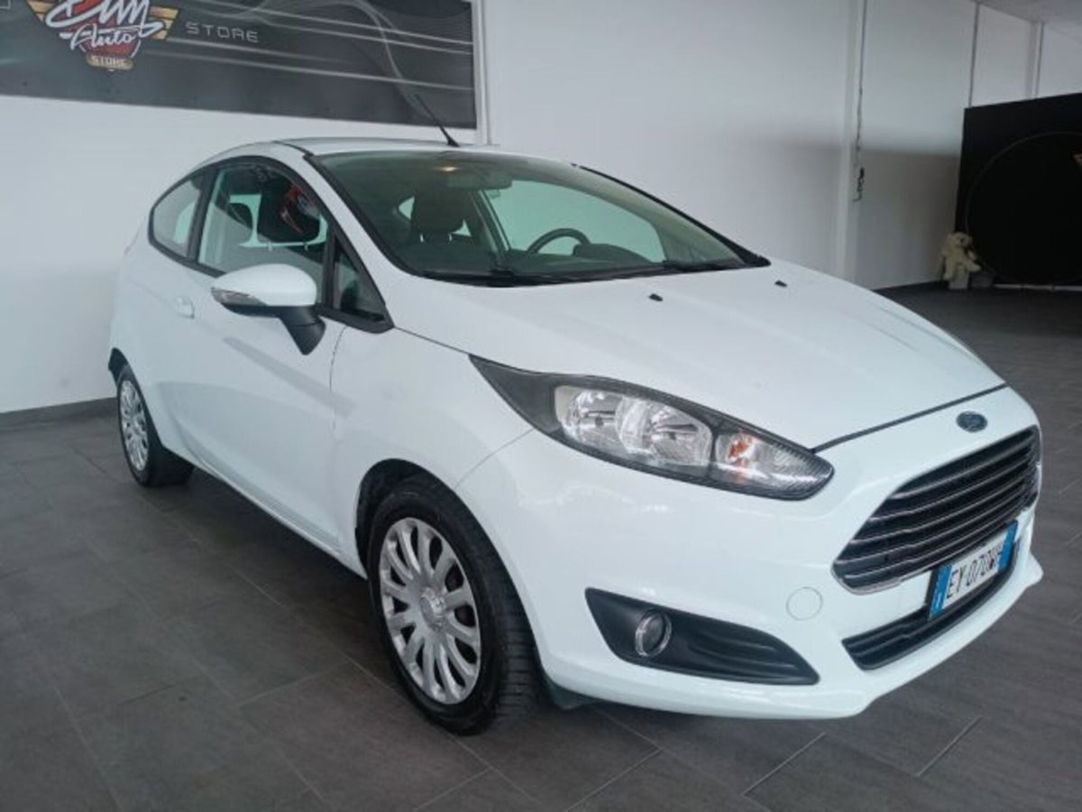 Ford Fiesta 1.5 TDCi 75CV 3 porte (3)