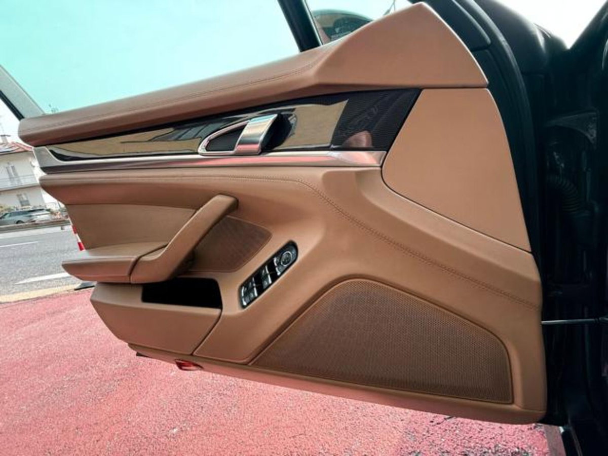 Porsche Panamera 3.0 Diesel (14)
