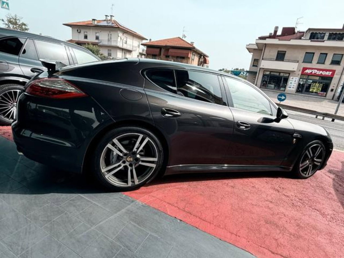 Porsche Panamera 3.0 Diesel (4)