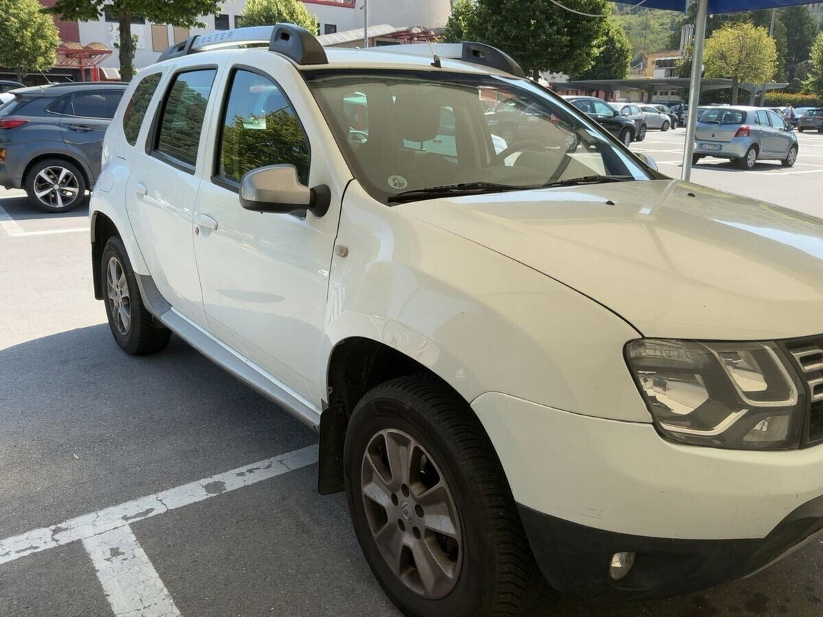 Dacia Duster 1.5 dCi 110CV 4x2 Lauréate N1 (4)