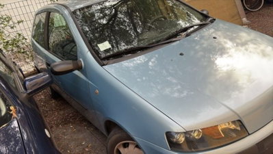 Fiat Punto 1.2i 16V cat 3 porte EL (6)