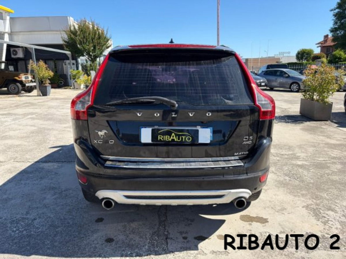 Volvo XC60 D4 AWD Geartronic Summum (4)