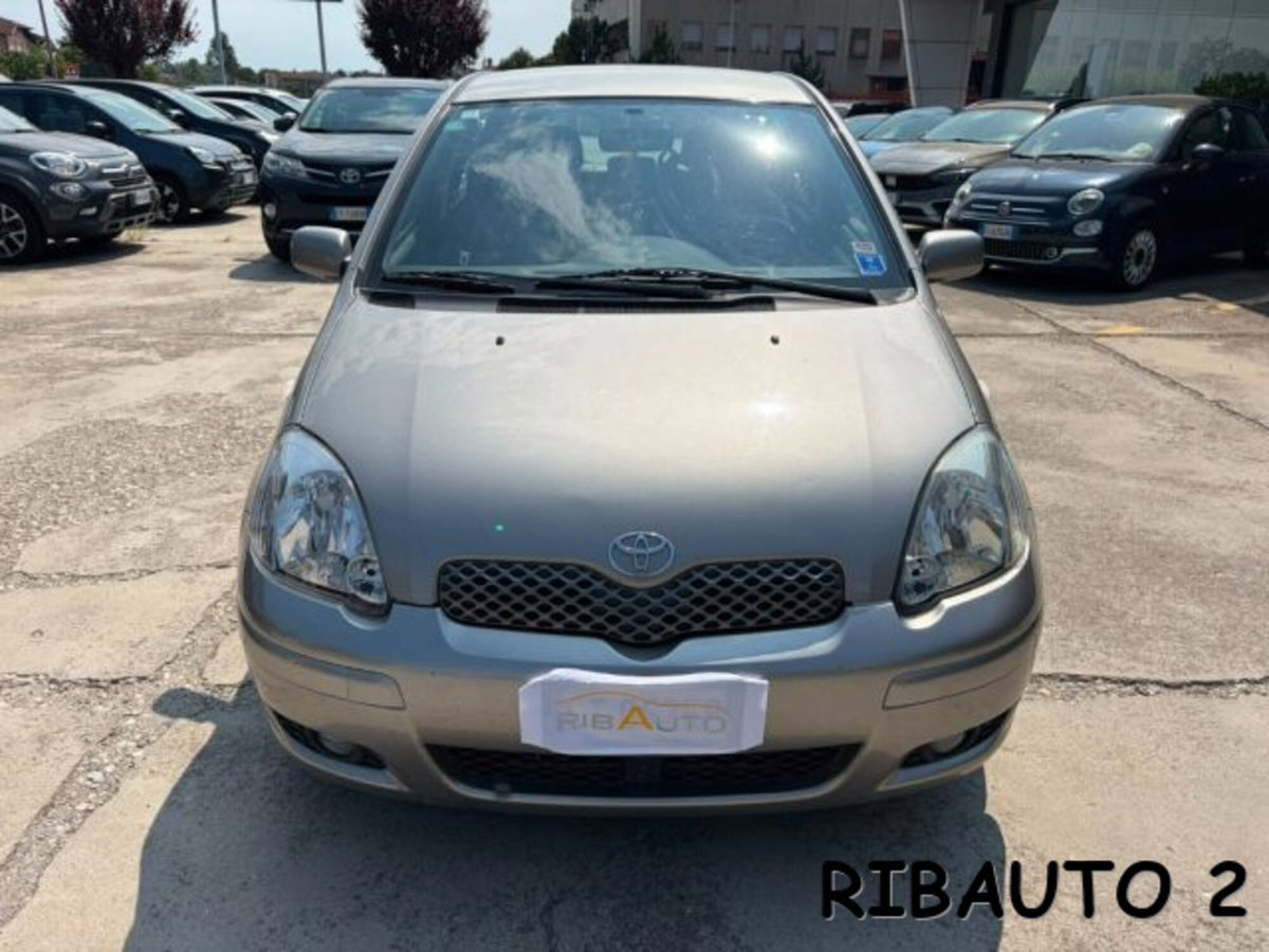 Toyota Yaris 16V cat 5 porte Sol (18)