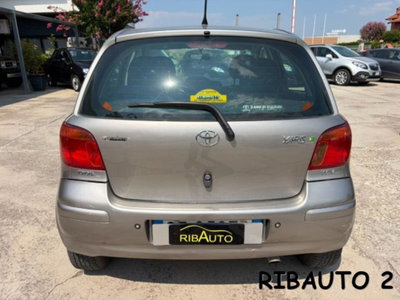 Toyota Yaris 16V cat 5 porte Sol (7)