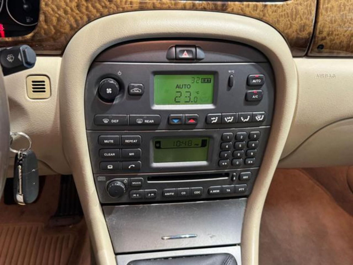Jaguar X-Type 2.5 V6 24V cat Executive (10)