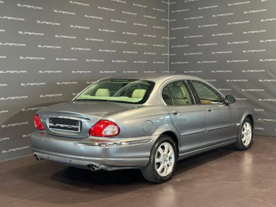 Jaguar X-Type 2.5 V6 24V cat Executive (3)