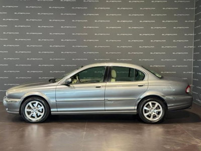 Jaguar X-Type 2.5 V6 24V cat Executive (5)