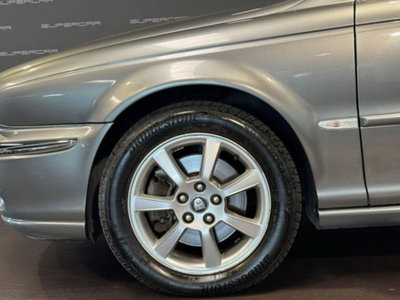 Jaguar X-Type 2.5 V6 24V cat Executive (8)