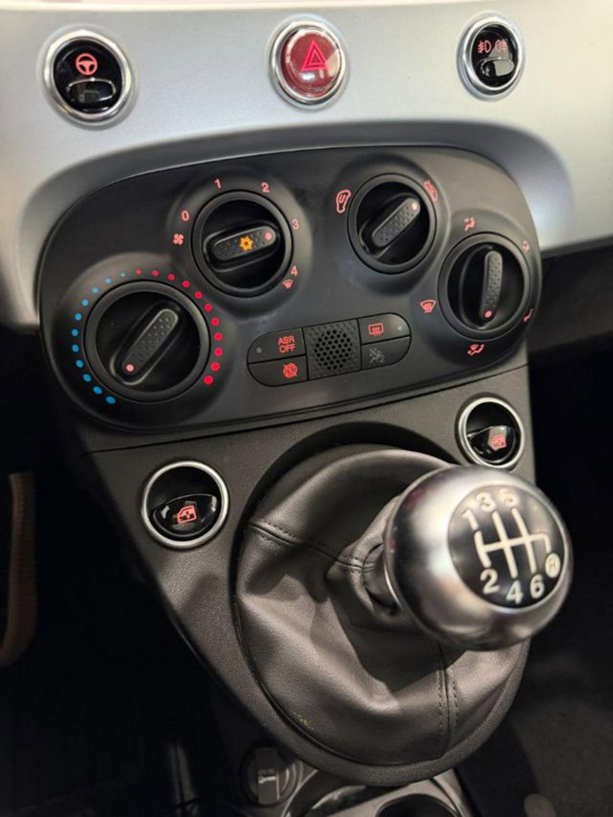 Fiat 500 1.0 Hybrid Connect (15)