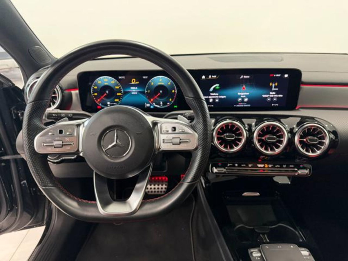 Mercedes-Benz Classe A 200 d AMG Line Premium Plus auto (10)