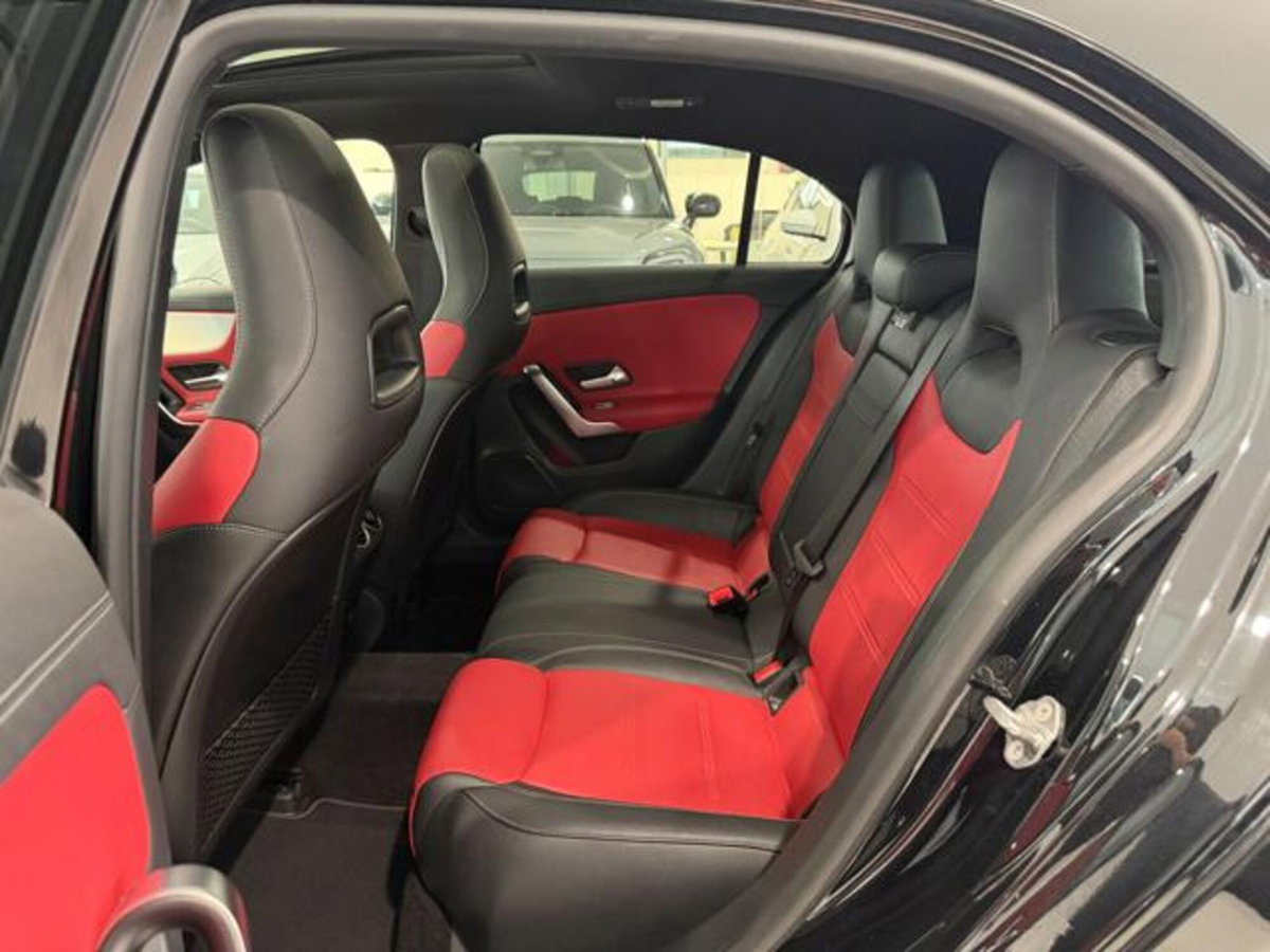 Mercedes-Benz Classe A 200 d AMG Line Premium Plus auto (15)