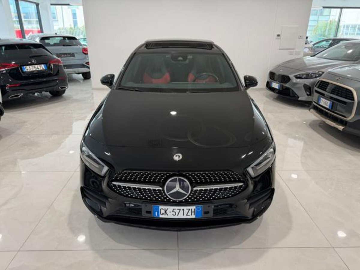 Mercedes-Benz Classe A 200 d AMG Line Premium Plus auto (16)