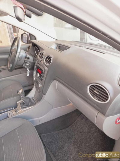 Ford Focus Station Wagon 1.6 TDCi (110CV) SW Tit. DPF (19)