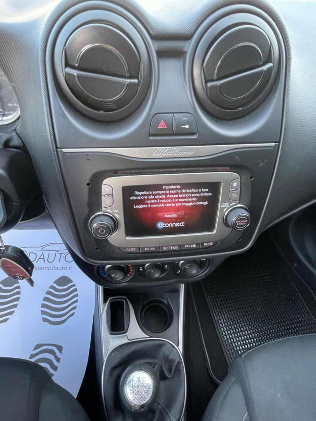 Alfa Romeo MiTo 1.4 70 CV 8V Progression (14)