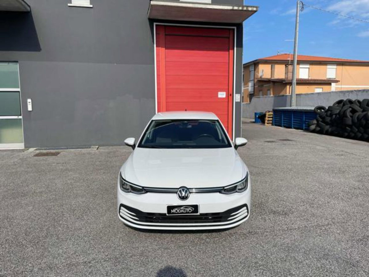 Volkswagen Golf 1.5 TGI DSG Life (2)