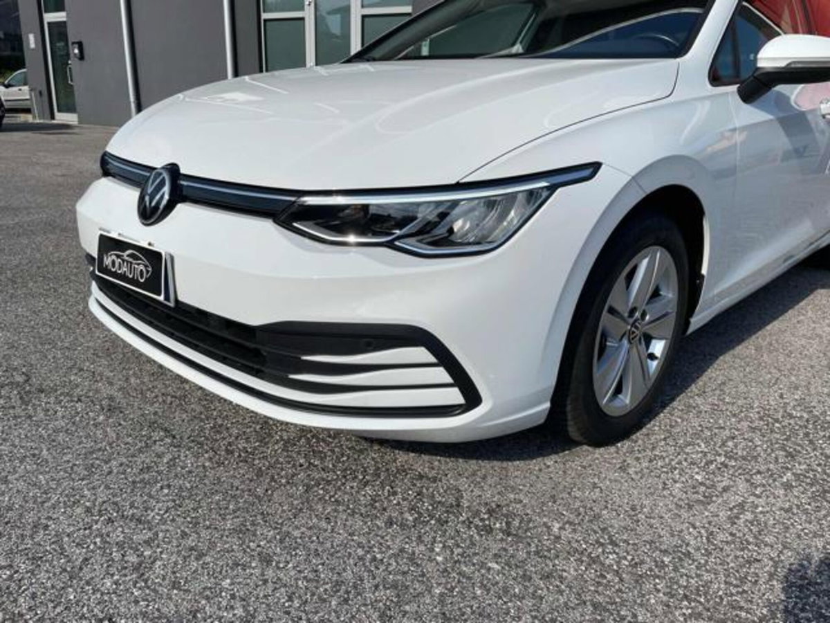 Volkswagen Golf 1.5 TGI DSG Life (3)