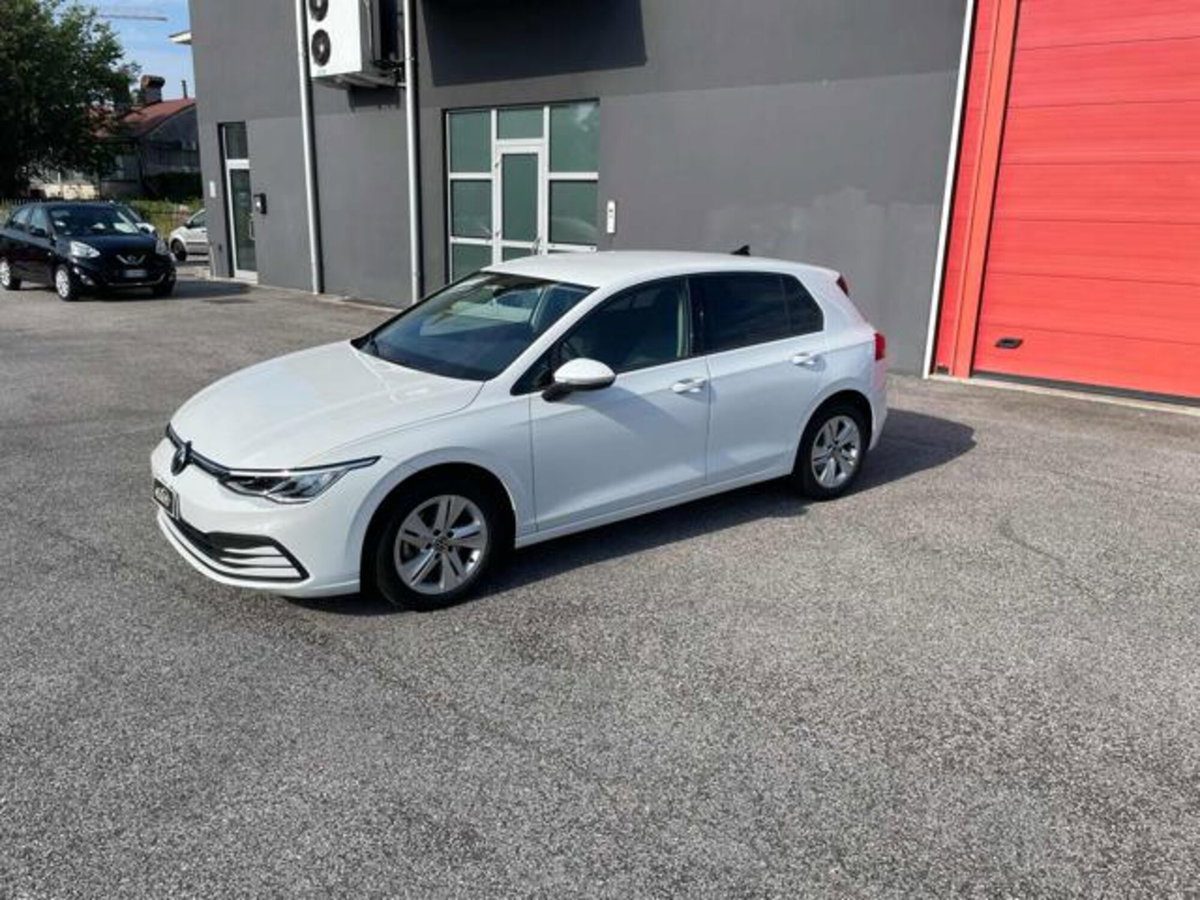 Volkswagen Golf 1.5 TGI DSG Life (4)