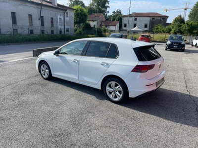 Volkswagen Golf 1.5 TGI DSG Life (5)