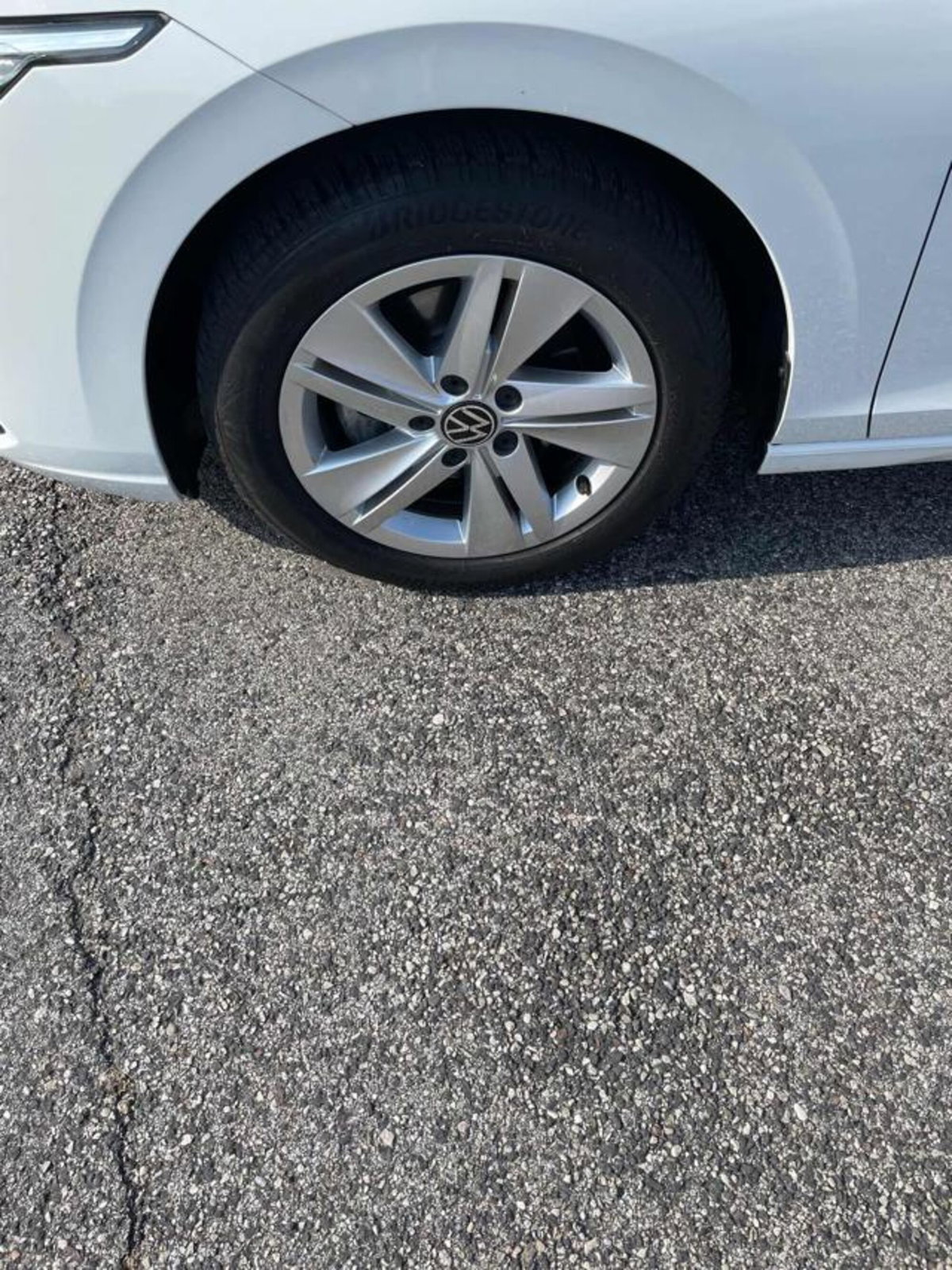 Volkswagen Golf 1.5 TGI DSG Life (9)