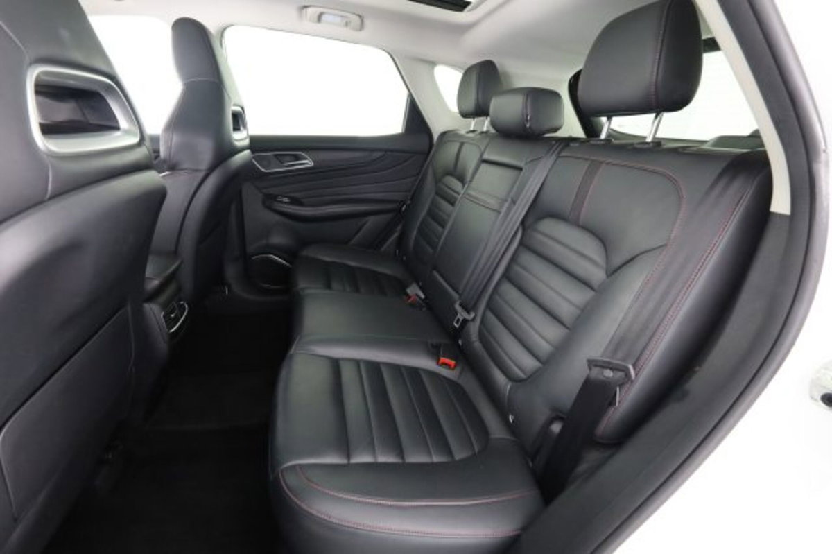 Mg EHS Plug-in Hybrid Exclusive (3)