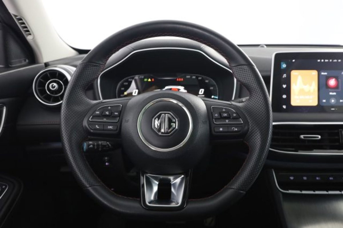 Mg EHS Plug-in Hybrid Exclusive (5)