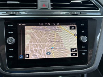 Volkswagen Tiguan 2.0 TDI 150 CV SCR DSG 4MOTION R-Line (11)