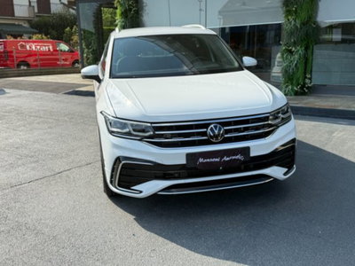 Volkswagen Tiguan 2.0 TDI 150 CV SCR DSG 4MOTION R-Line (2)