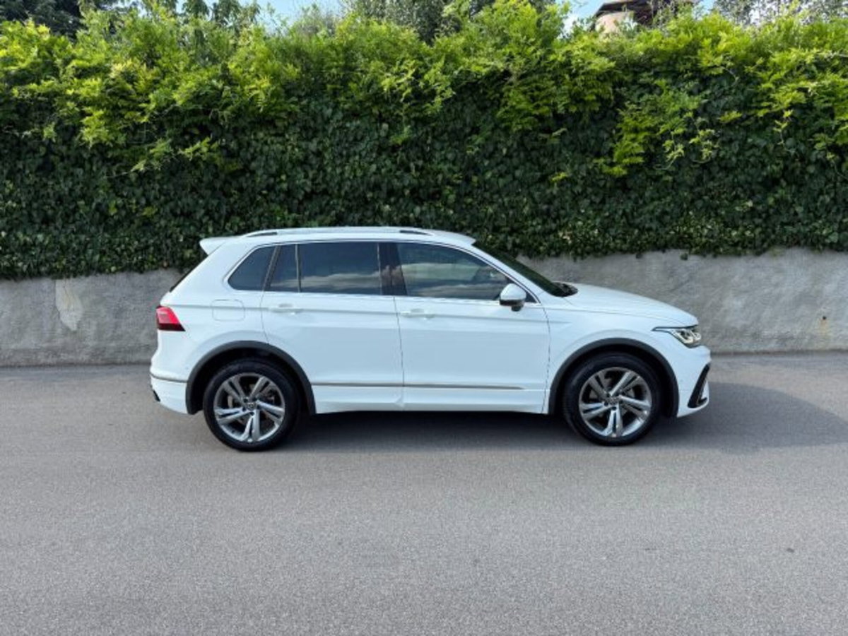 Volkswagen Tiguan 2.0 TDI 150 CV SCR DSG 4MOTION R-Line (4)