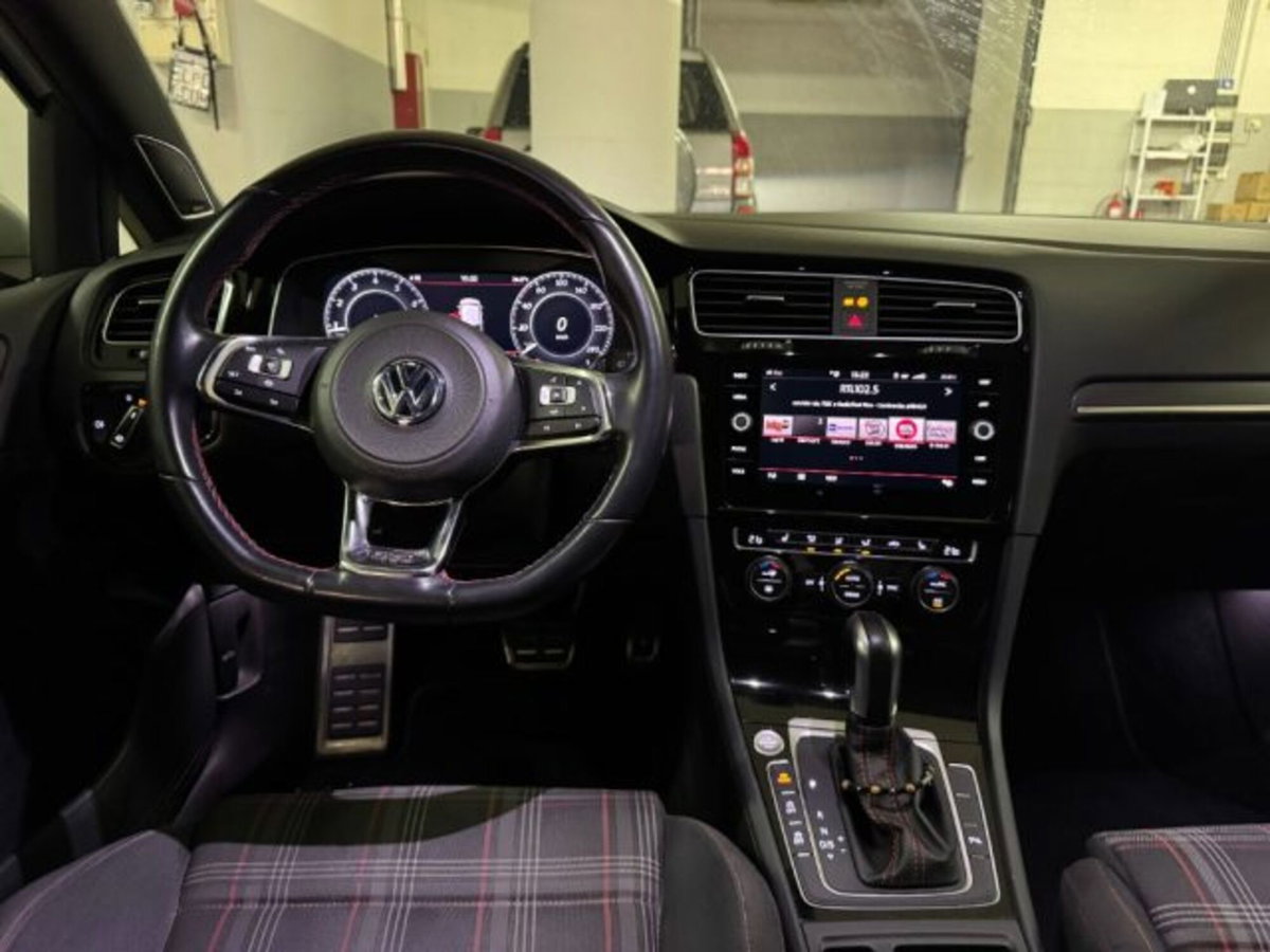 Volkswagen Golf GTI Performance 2.0 245 CV TSI DSG 5p. BMT (12)