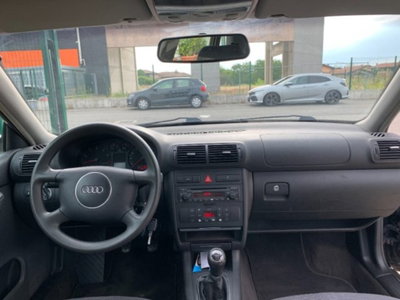 Audi A3 1.6 cat 5p. Ambiente (10)