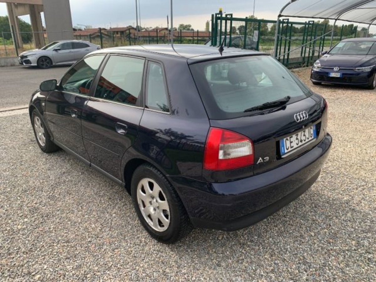 Audi A3 1.6 cat 5p. Ambiente (3)