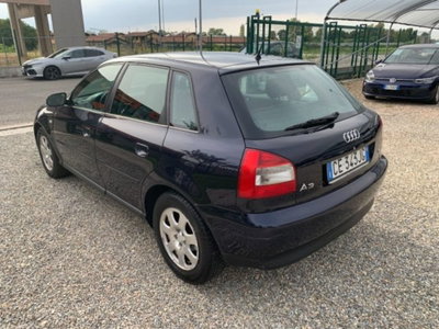 Audi A3 1.6 cat 5p. Ambiente (3)