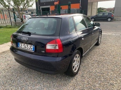 Audi A3 1.6 cat 5p. Ambiente (5)